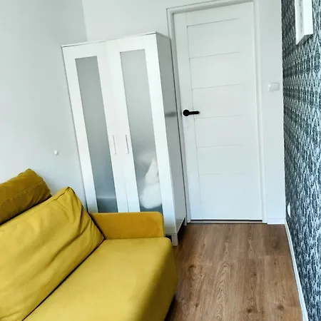 Ursus Rooms-Self Check-In-2